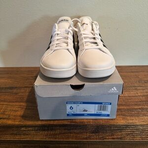 Adidas Grand Court White and Black Shoes Size 6